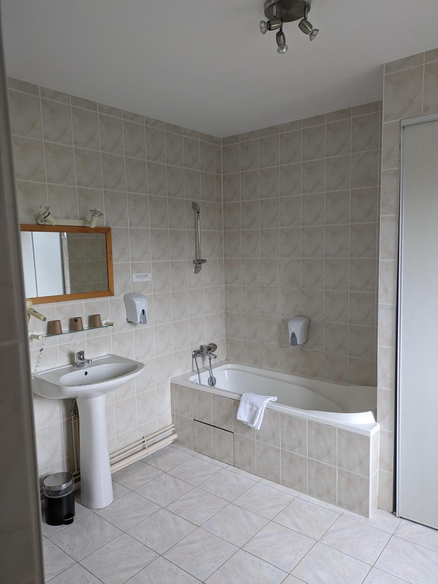 Hotel Le Millesime Meymac Екстер'єр фото